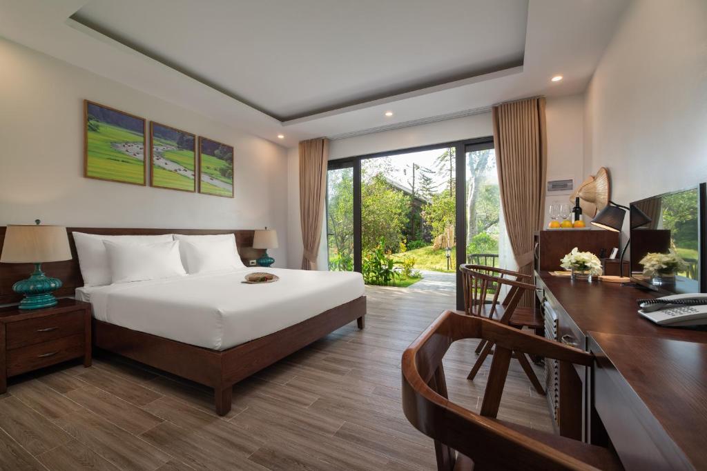 Bai Dinh Riverside Resort & Spa