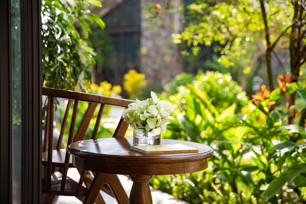 Bai Dinh Riverside Resort & Spa