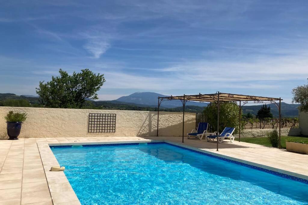 Le clos des pins, vue mont Ventoux photo 3