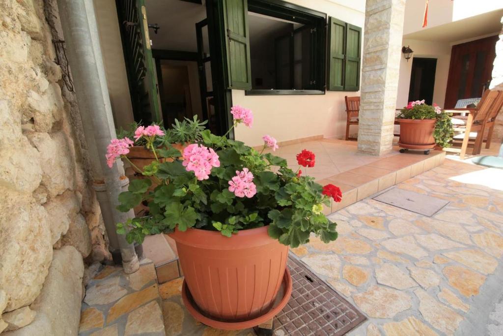 Holiday house Ljubica Tisno photo 4