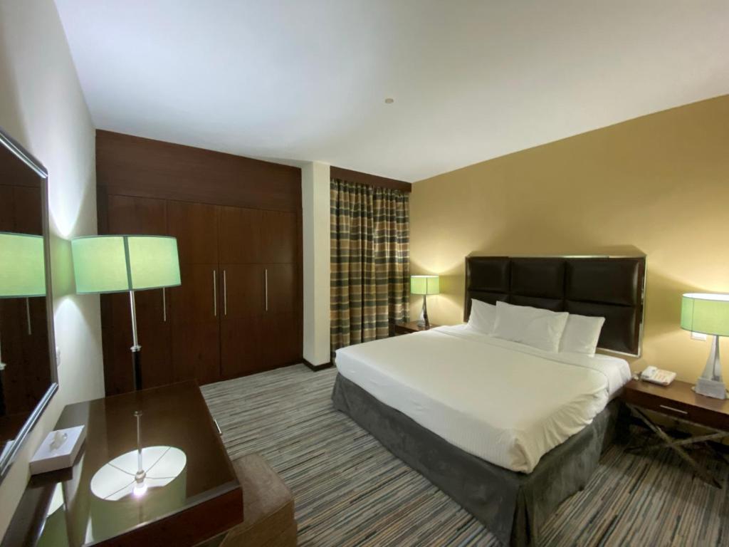 Студио (Классический номер-студия), Апарт-отель Phoenix Plaza Hotel Apartments