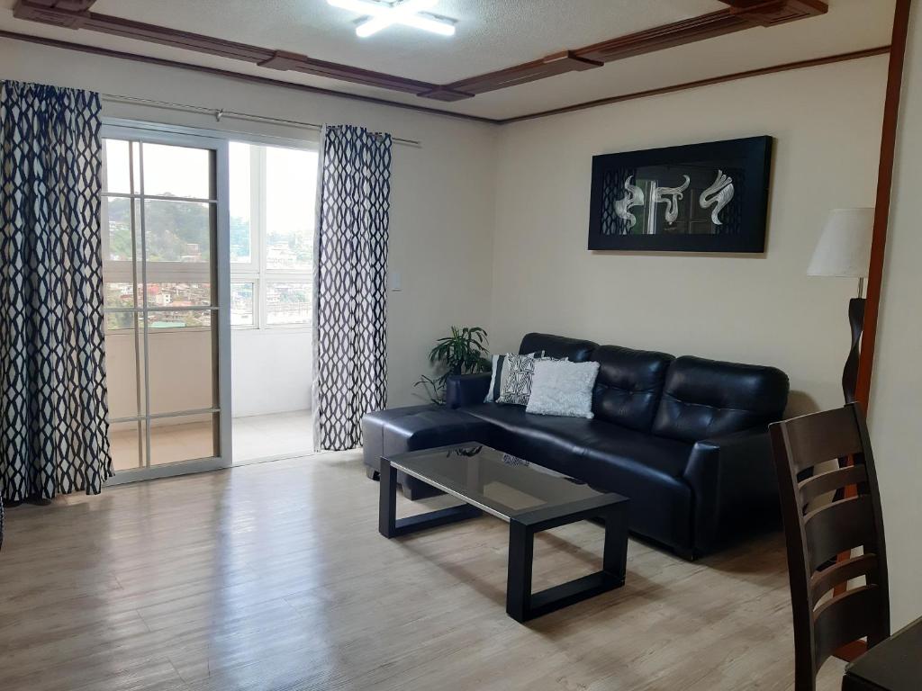 Mireya's 2BR Condo at Zone Vill - Burnham Park photo 4