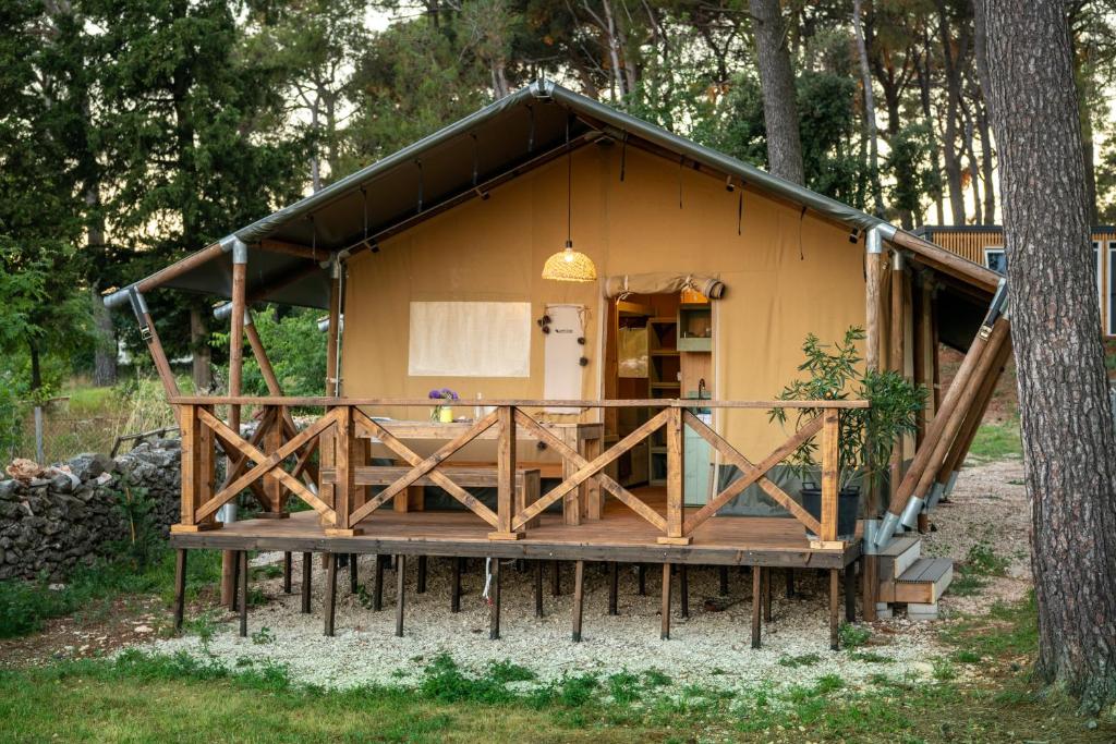 Glamping tent Bor photo 1