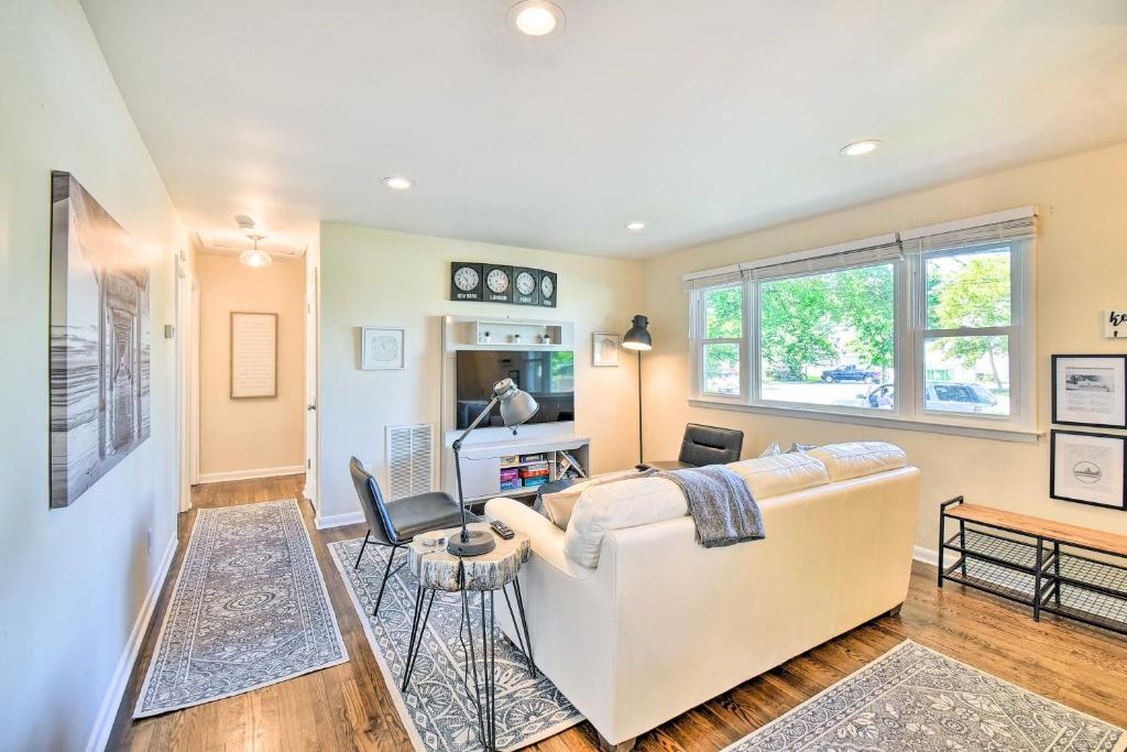 Charming Hampton Home with Yard 2 Mi to Beach! photo 4