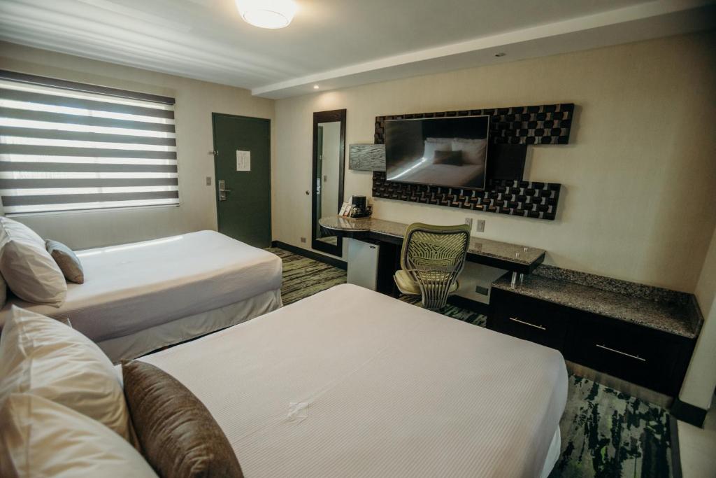 Двухместный (Улучшенный двухместный номер с 1 кроватью), Hotel Calafia