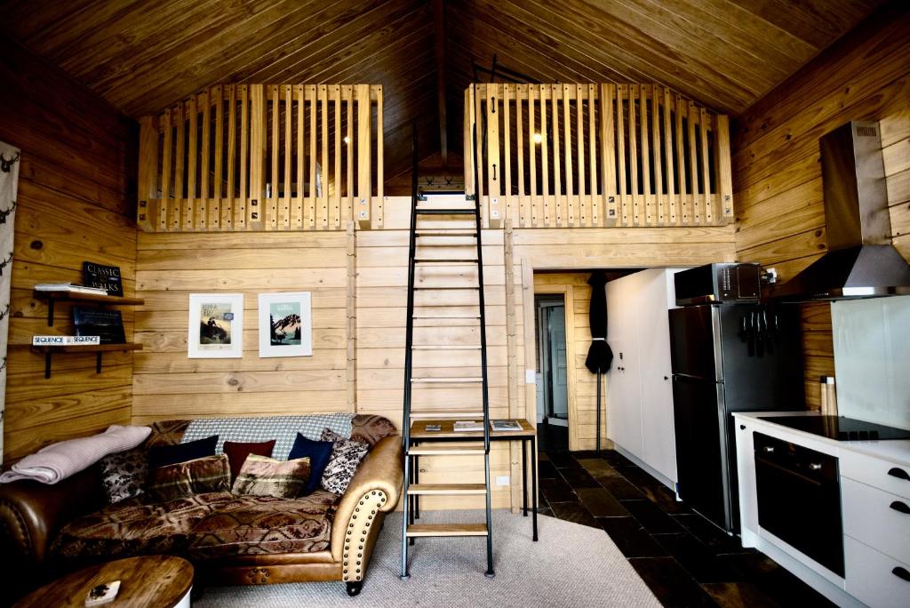 Lake Hawea Owl's Nest - Lake Hawea Holiday Home photo 2