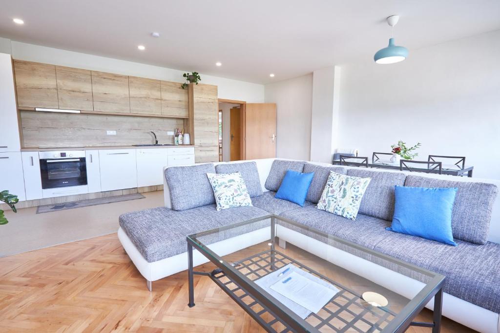 Сьюит (Люкс с видом на озеро), Penzion Kozí Horka u Brněnské přehrady