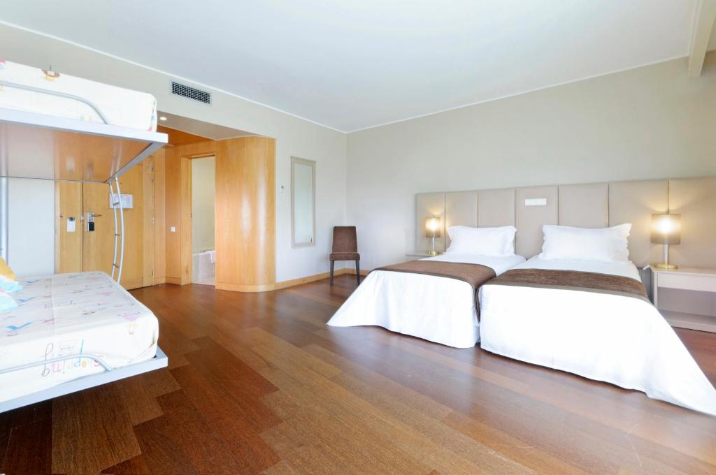 Семейный (Семейный номер), TRYP Porto Expo Hotel