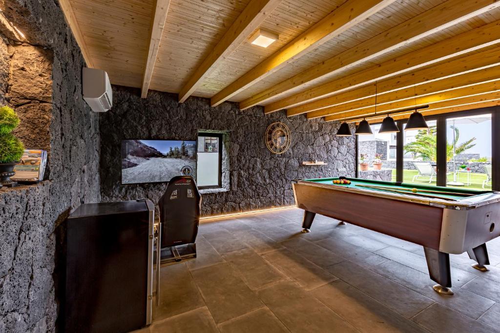 Lanzarote Villa Zafiro Game Room 16 photo 4