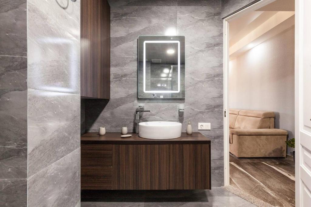 Veli group Apartment in Old City photo 4