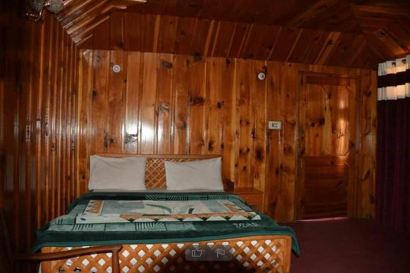 Hill Top Hotel, Shogran photo 1