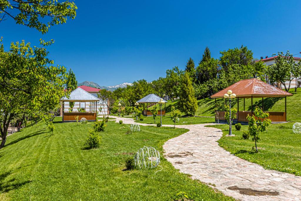 Лайнер Горный Курортный Комплекс Layner в Чимгане photo 1