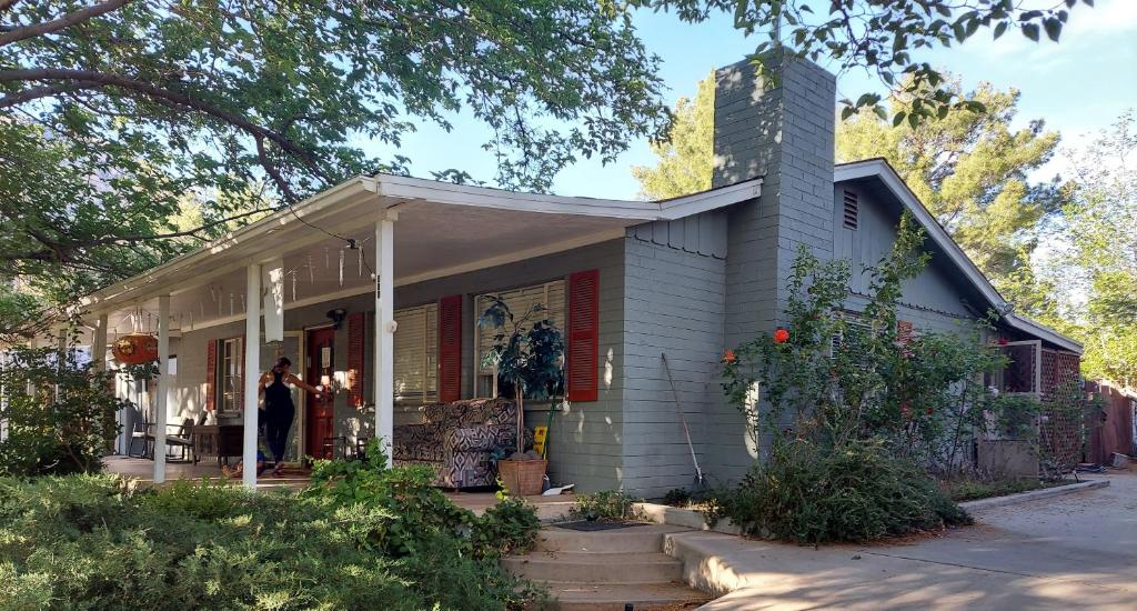 Harmony House Homestay image