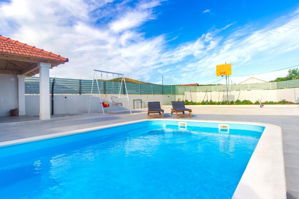 Villa San photo 1