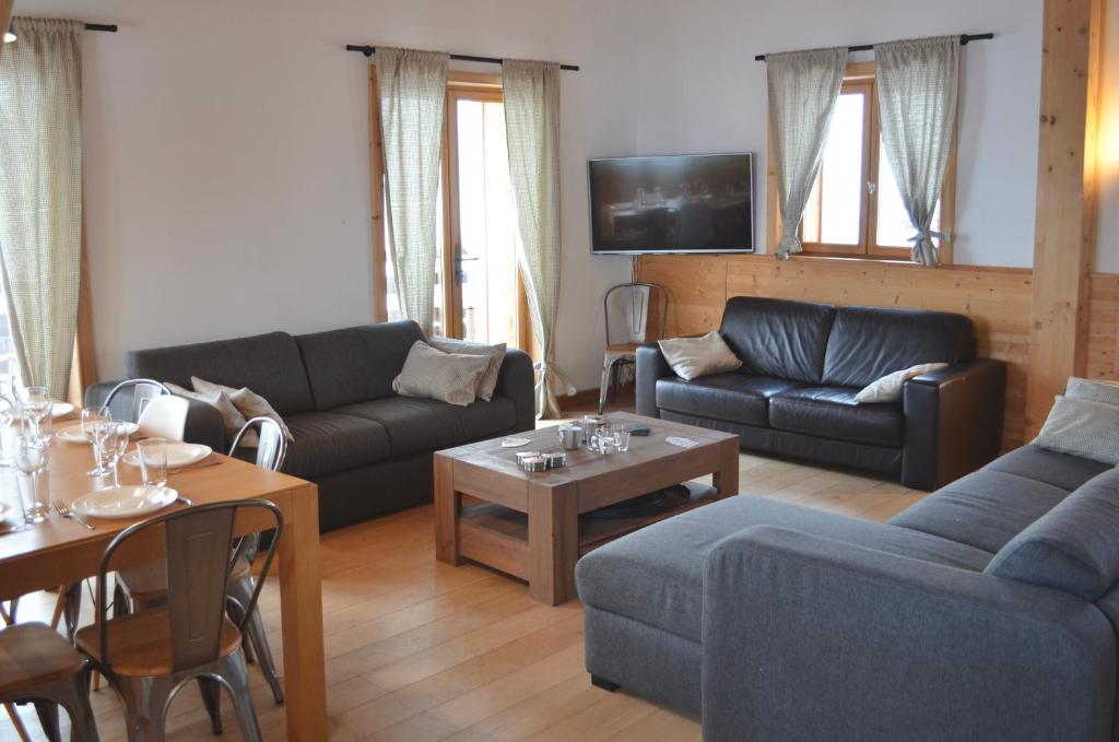 La Saulire - SUPERBE CHALET MODERNE 4* DOMAINE ALPE D'HUEZ photo 4