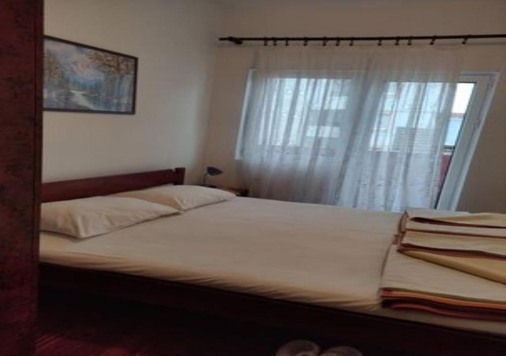 Двухместный (Двухместный номер Делюкс с 1 кроватью и балконом), Rooms Kuljic