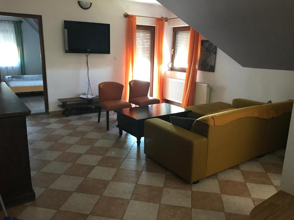 Márta Apartman