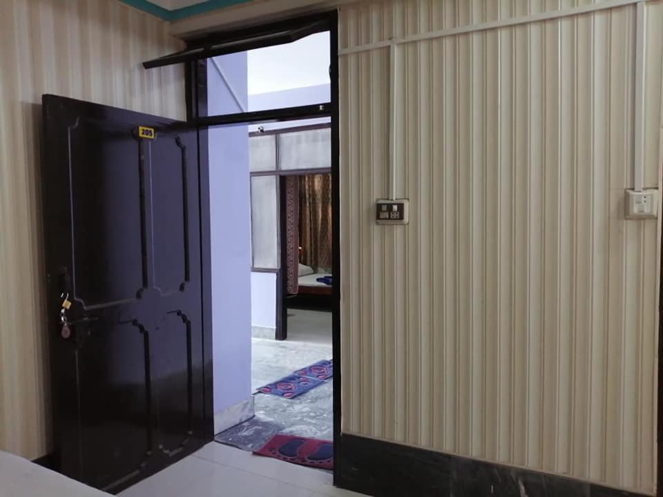 Saif Hotel photo 1