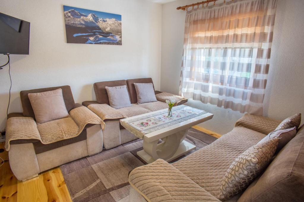 Lux Apartment photo 4