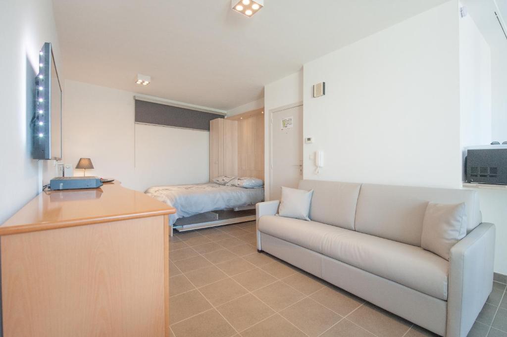 Studio met groot zonneterras centrum Oostende photo 4