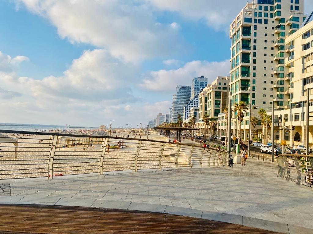 Villa Tlv רחוב הירקון 27 תל אביב photo 3