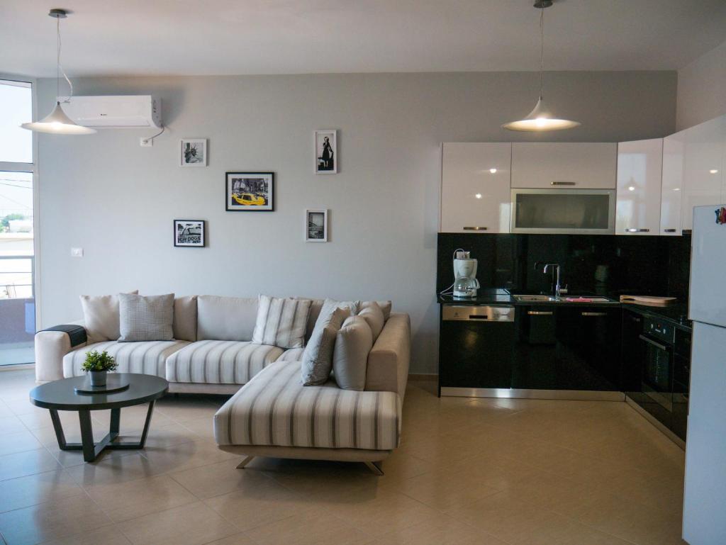 NYC Modern & Spacious Apartament 5 min from seaside photo 4