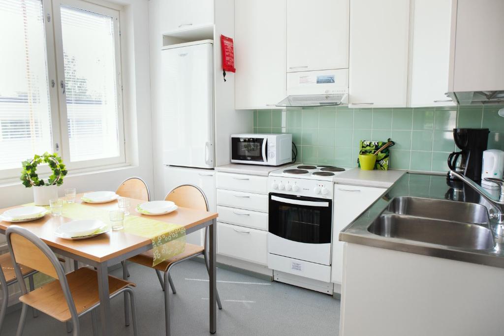 Одноместный (Одноместный номер с общей ванной комнатой), Finnhostel Joensuu