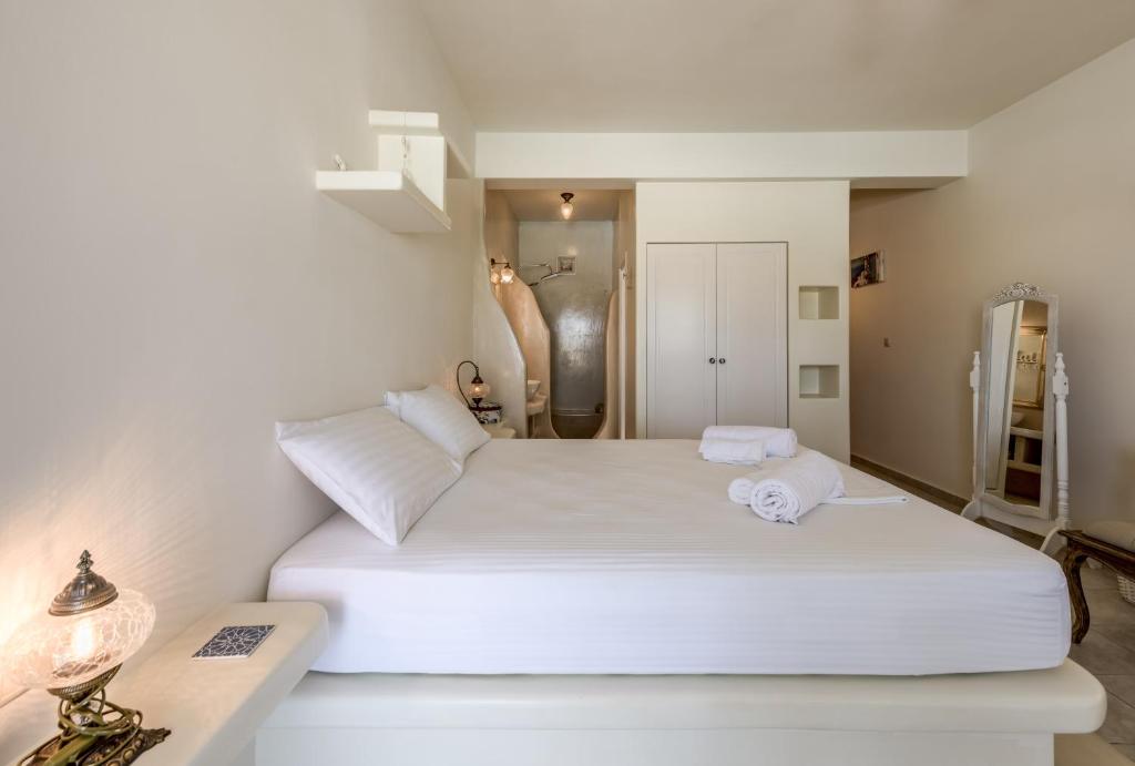 Blu Suites and Studios photo 4