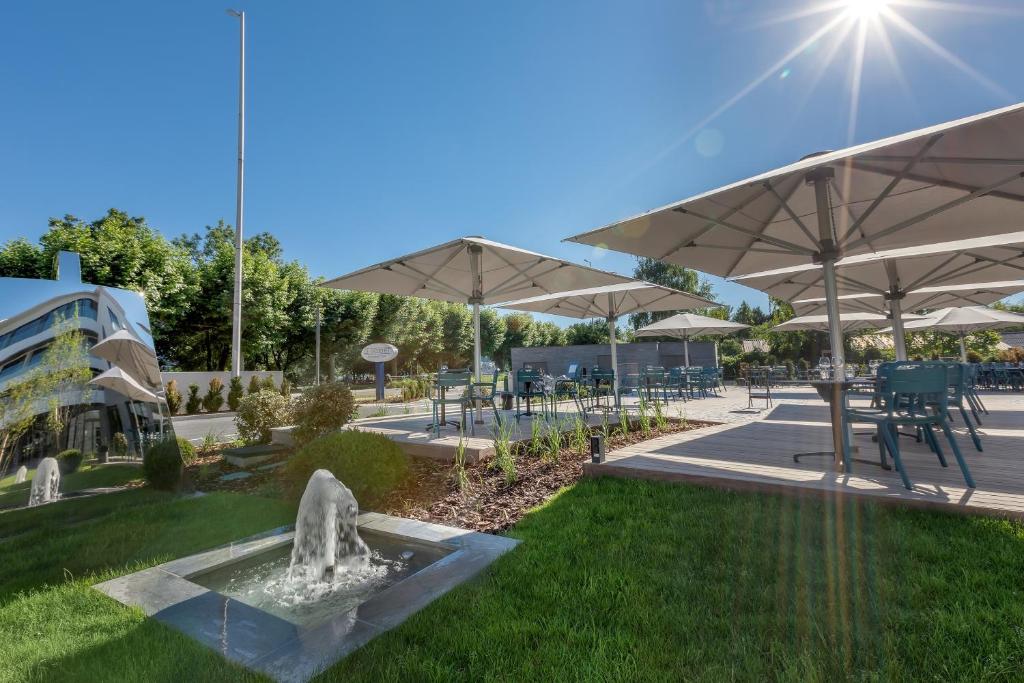 Rivage Hôtel & Spa Annecy (Rivage Hotel & Spa Annecy) - 입구