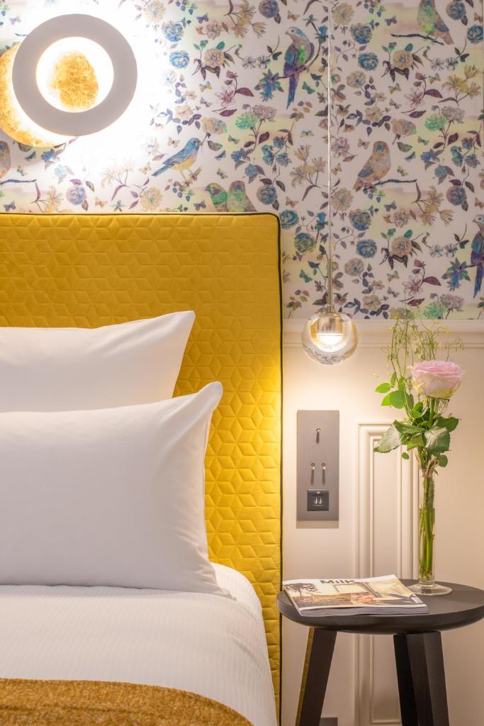 Двухместный (Улучшенный двухместный номер с 1 кроватью), Hotel Cambon