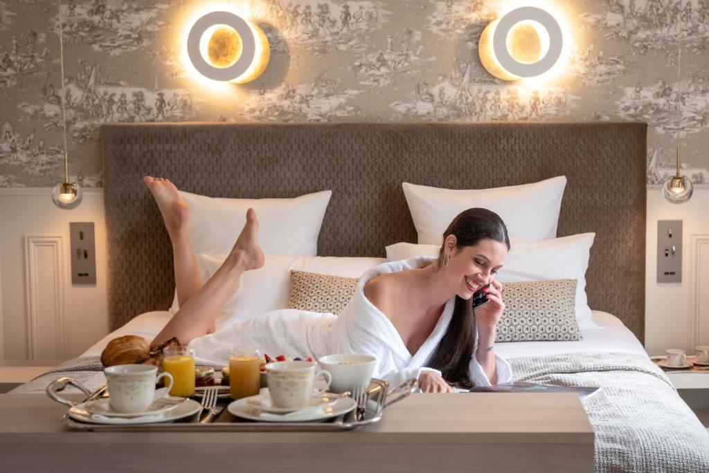 Сьюит (Полулюкс с террасой), Hotel Cambon