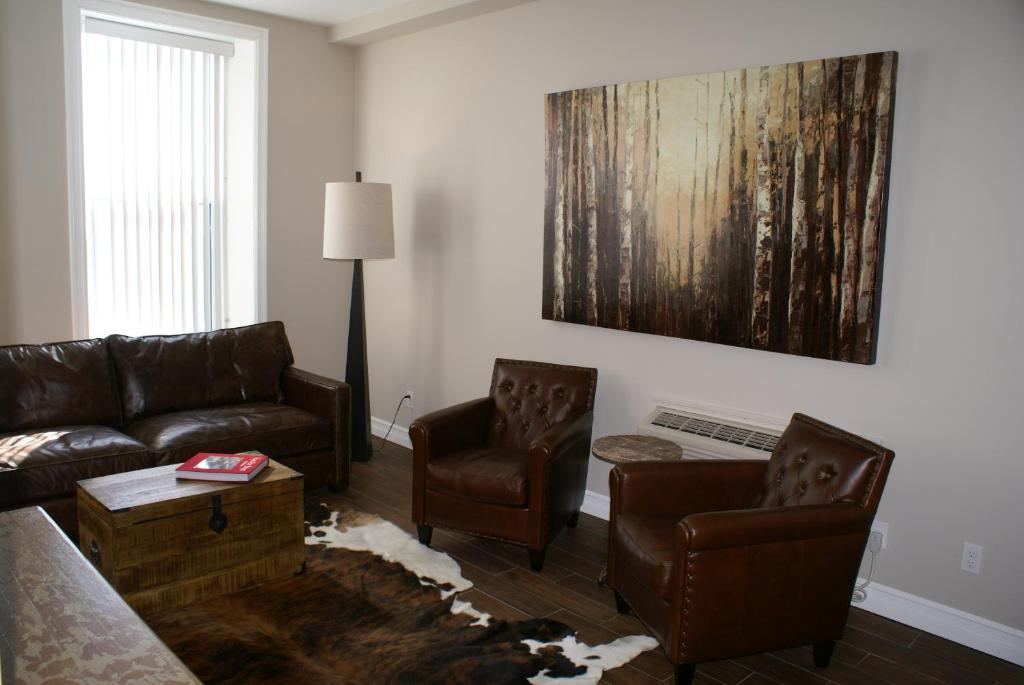 Western Hotel & Executive Suites photo 1