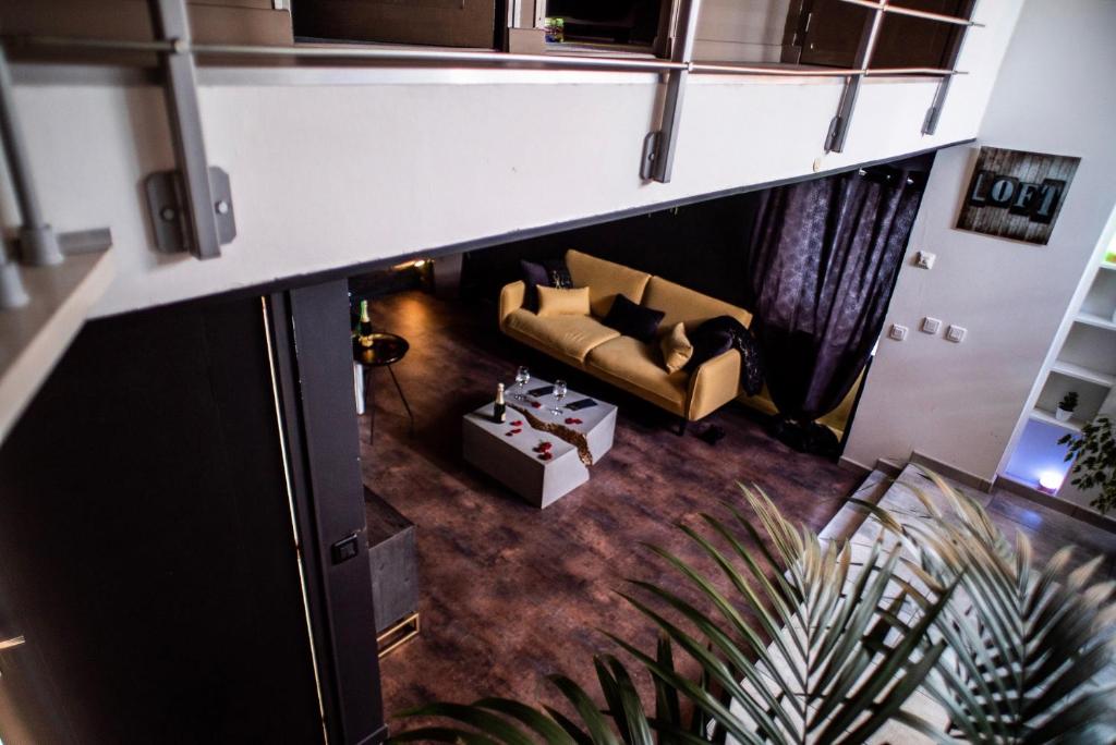 LOVE Suites & SPA "Le Loft" avec Jacuzzi privatif photo 3