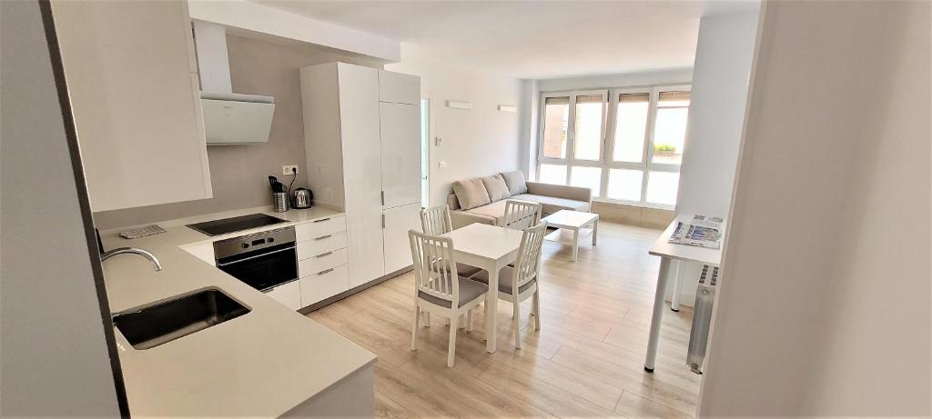 Cozy White Home in Getxo photo 3