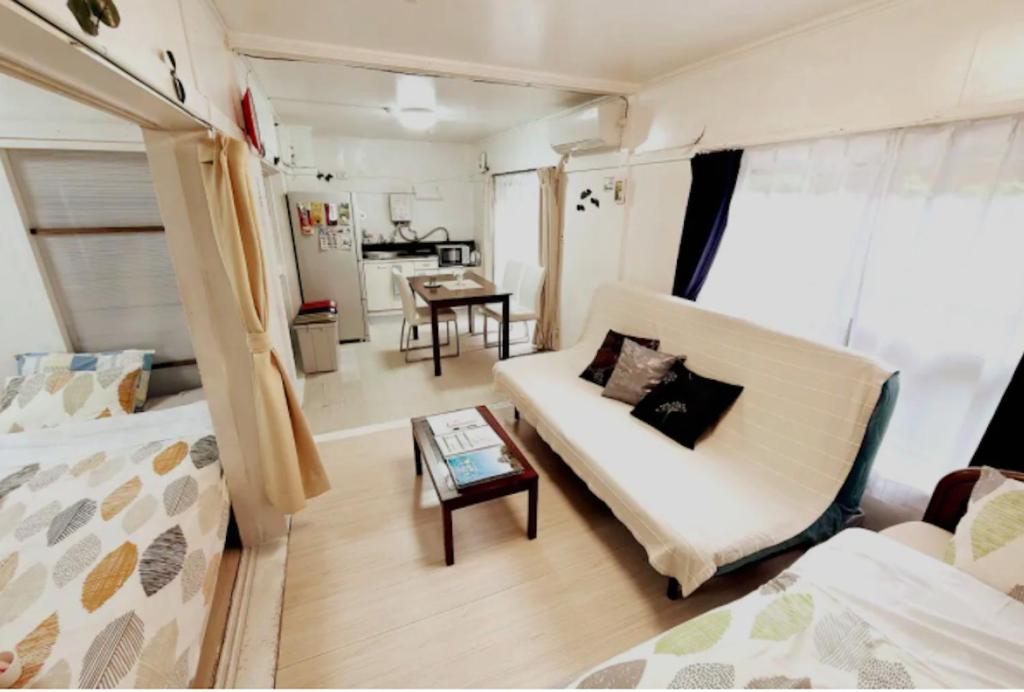 Hayakawa&2rooms&48m2&5-6pplmax&Best location&well designed 早川駅徒歩2分 釣り場まで徒歩1分 グループ滞在可能なワーケーション最適プレイス photo 3