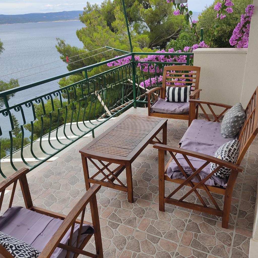 Apartmani Mira Brela photo 1