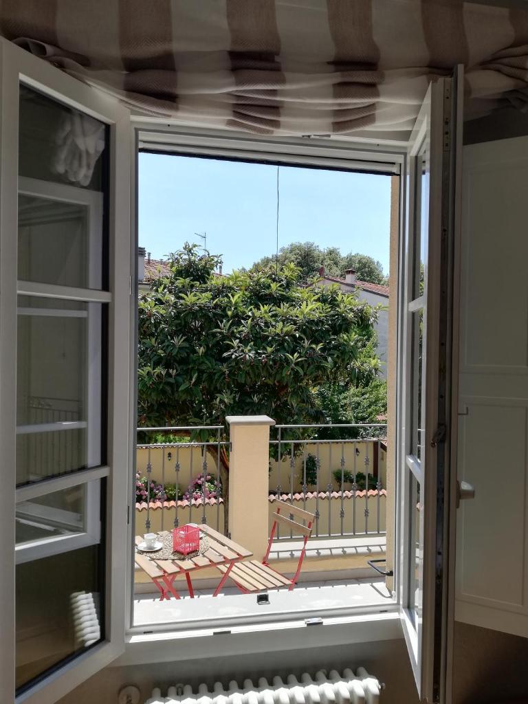 Casa Ridolfi Holiday Home -Una terrazza sui giardini di Pisa - Tap to explore photos