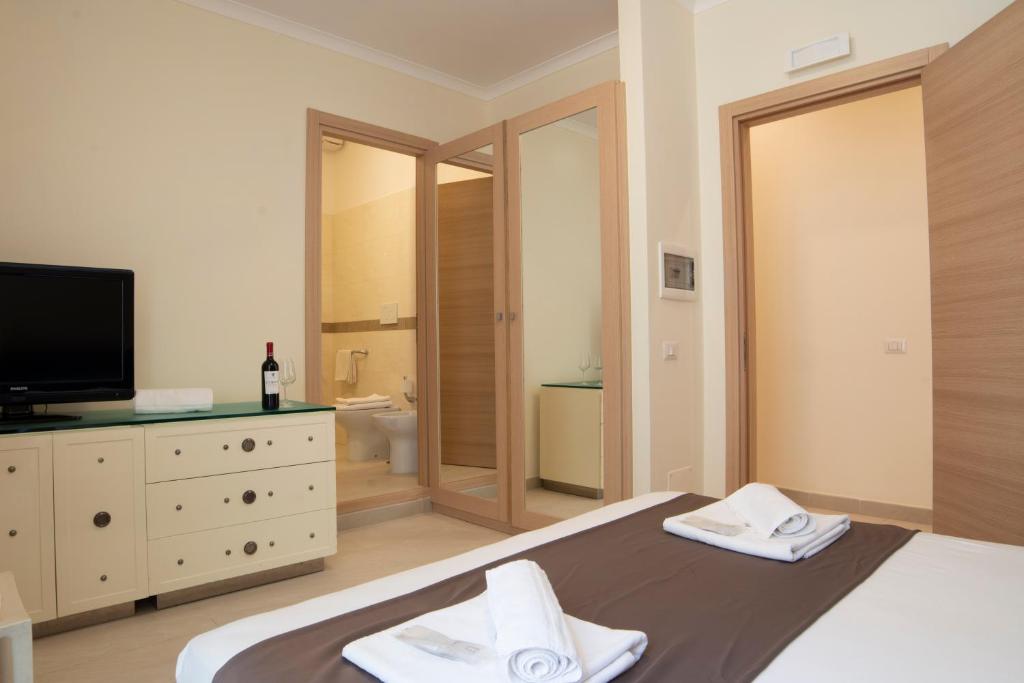 Relais central Turati Room Type - Deluxe Room