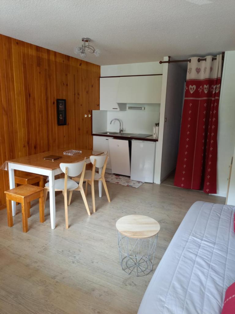 Studio 4 personnes centre Superbesse photo 1