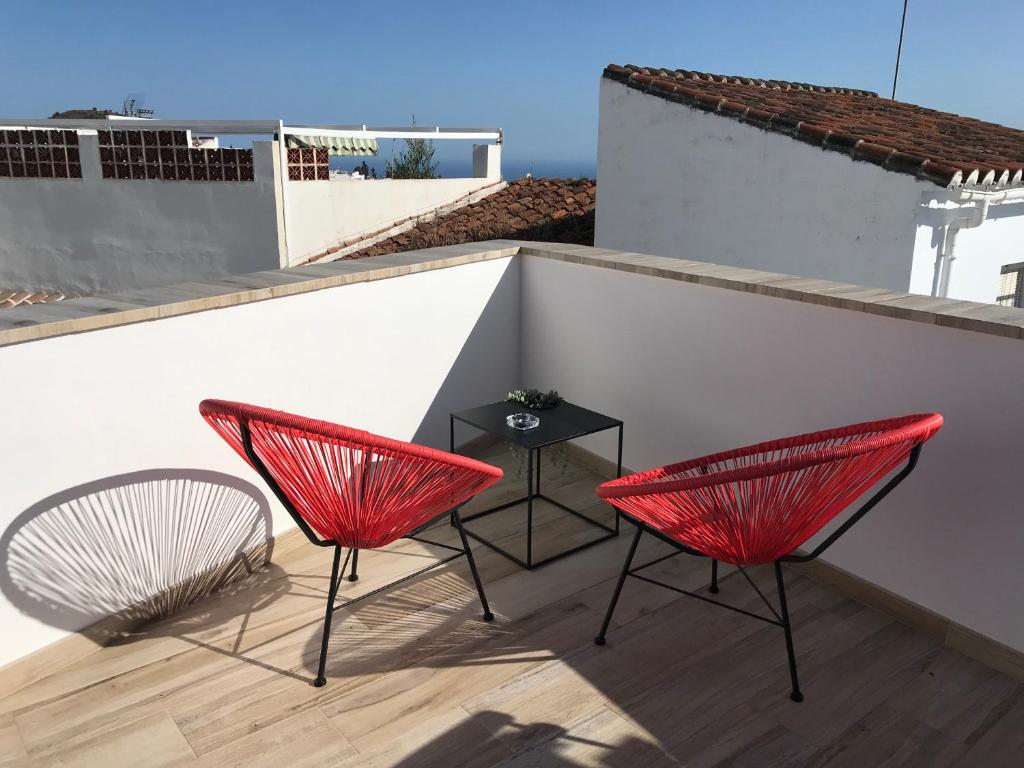 Cerezo's House Terrace & Jacuzzi photo 1