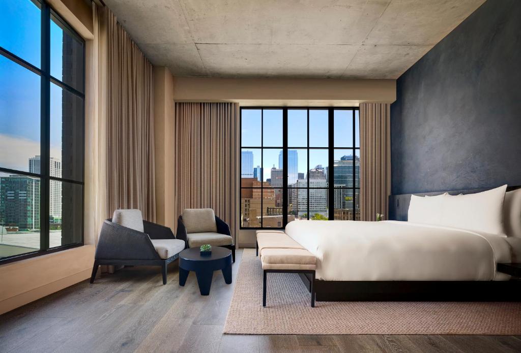 Сьюит (Zen Deluxe Suite), Nobu Hotel Chicago