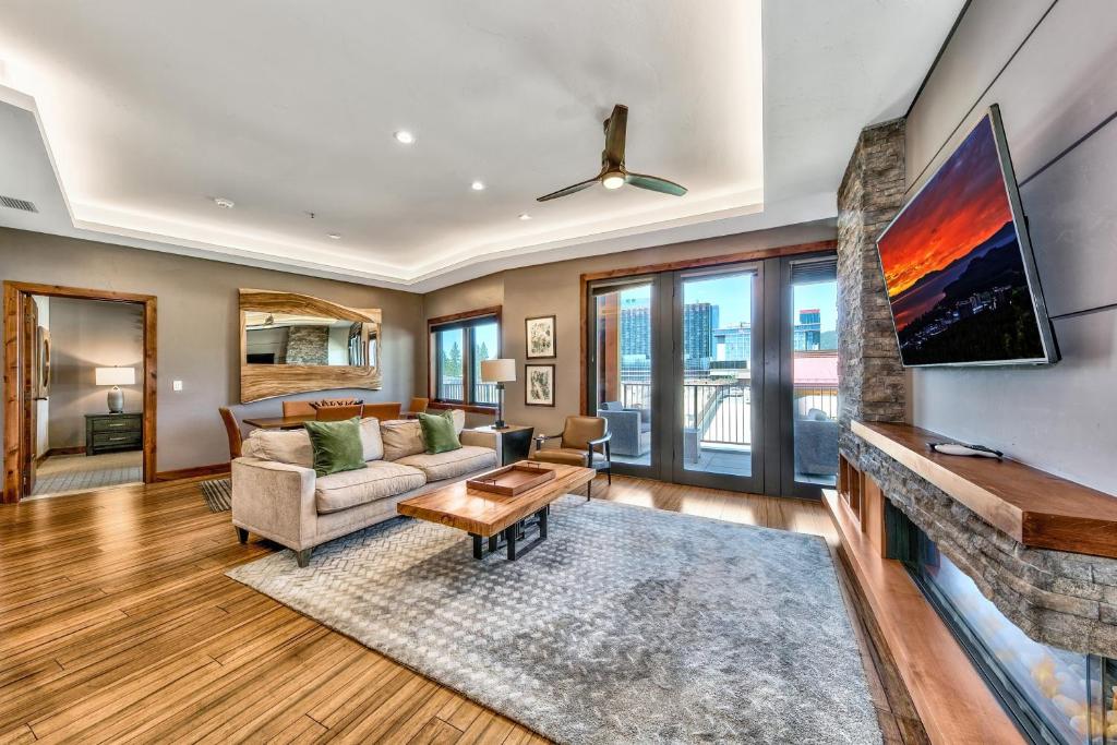 Luxury 2Br Residence Steps From Heavenly Village & Gondola Condo photo 3