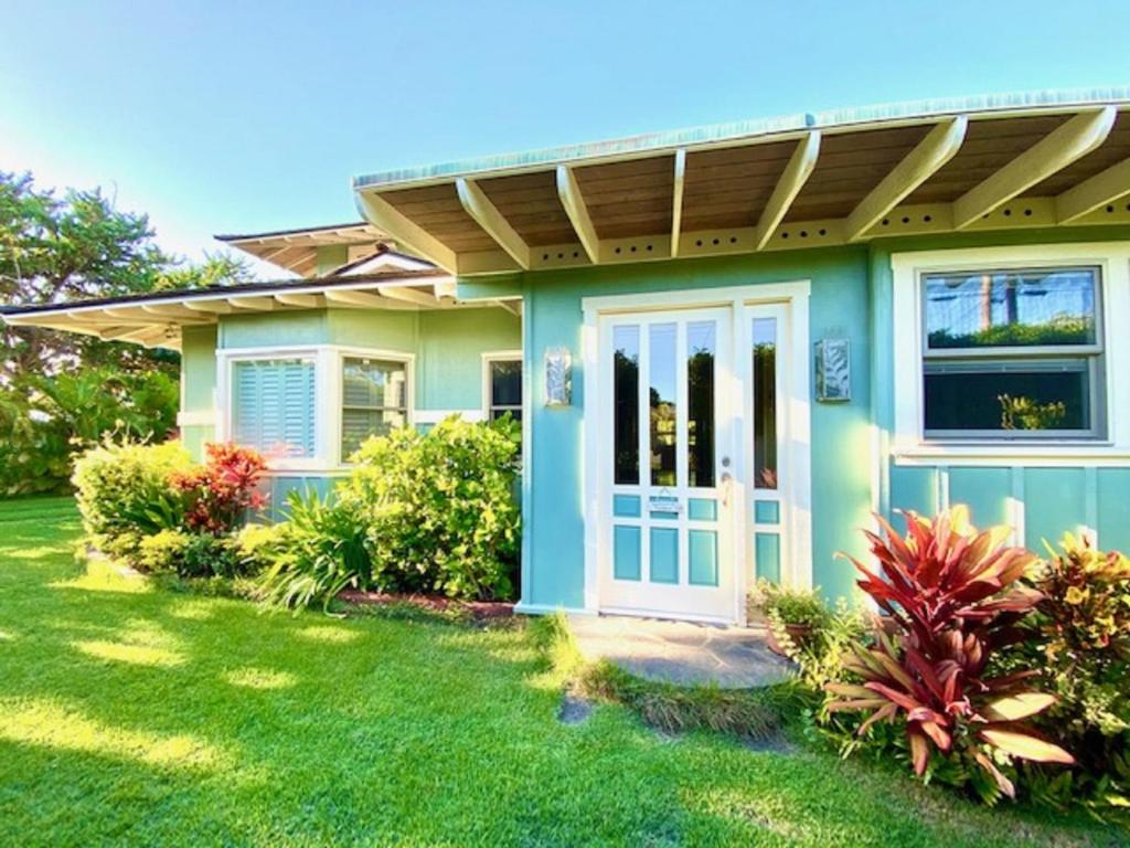 Modern Luxury Beach House Kailua image