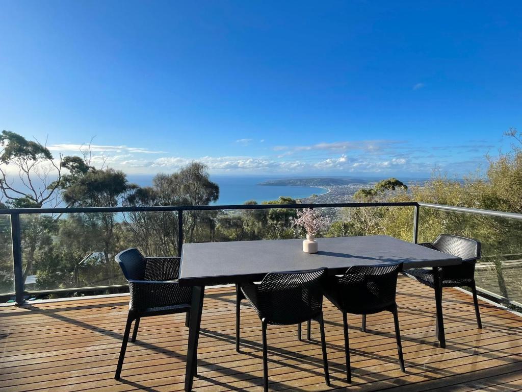 Bali in Mornington Oceanview Villa photo 3