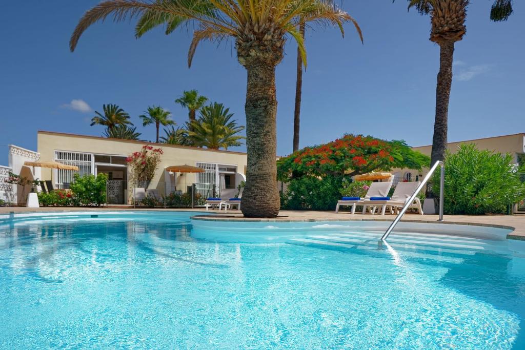 Bungalows Granada Beach photo 2