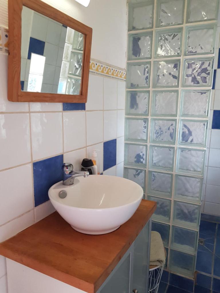 Chambre avec salle de bains privative photo 1