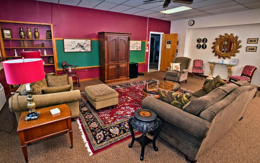 Sherman Inn photo 3