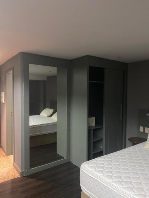 Flat Particular - Ap 112 - no Hotel Grand Mercure, Brasilia