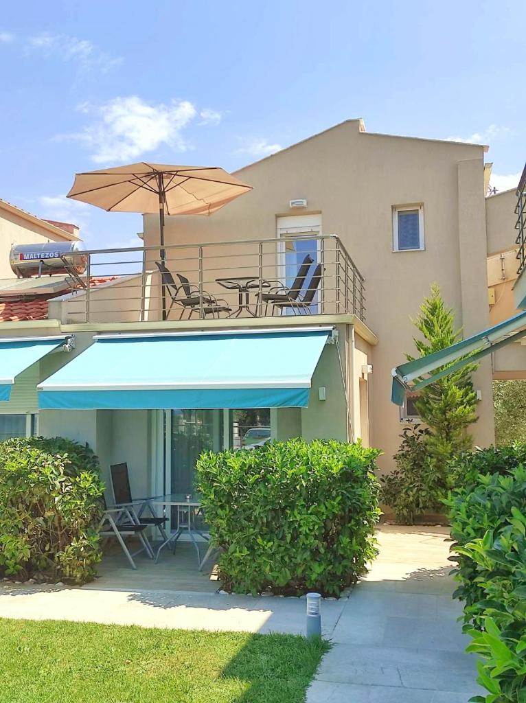 Yalos Beach Maisonettes photo 1