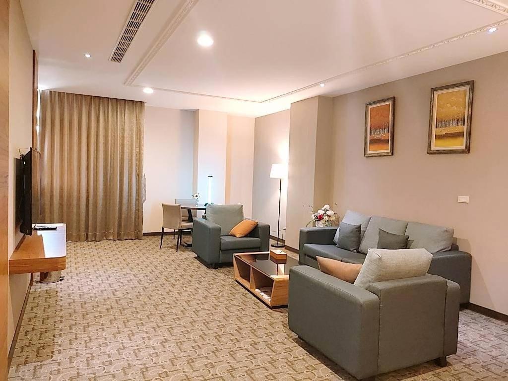 Jade Garden Hotel photo 4